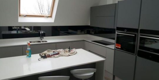 Glass Kitchen Splashback