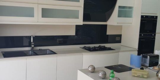 Glass Kitchen Splashback